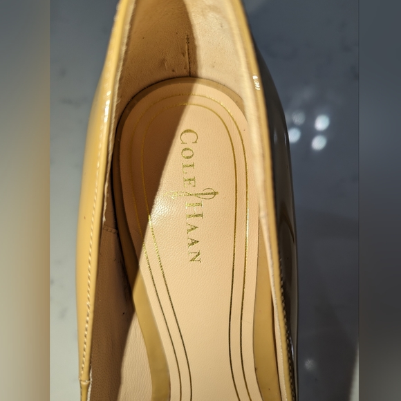 Cole Hann Nike Air Designer! Nude, Patent Leather, Peep Toe Heels! - Picture 2 of 7
